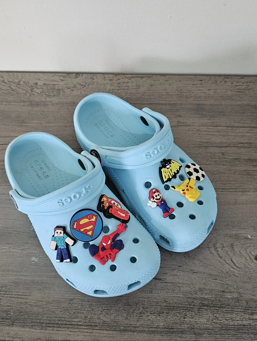 CROCS Kids Blue Classic Clog Boy C 12 Character Charms